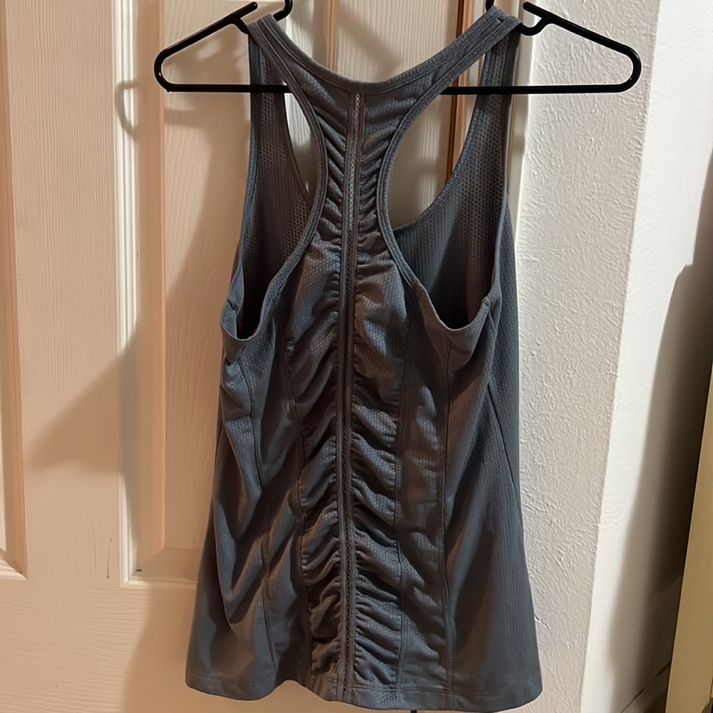 Workout Top - Picture 3 of 5